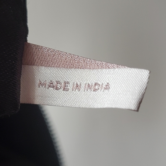 Beaded Black Clutch Small Bag ~ Contemporary & Vintage Vibe ~ Date Night ~ Fancy - Picture 6 of 16